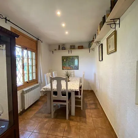 Casa Con Jardin En Barcelona Ideal Familias. Σπίτι διακοπών *